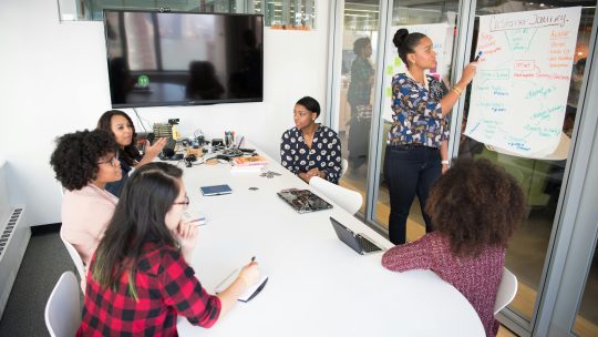 Sebrae e Shopee lançam plataforma para pequenos negócios