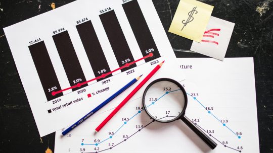 E-commerce em alta: entrevistas revelam potencial de vendas no final do ano!