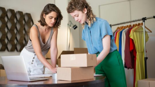 Do digital ao presencial: Americanas troca o foco do e-commerce pelas lojas na busca de fôlego