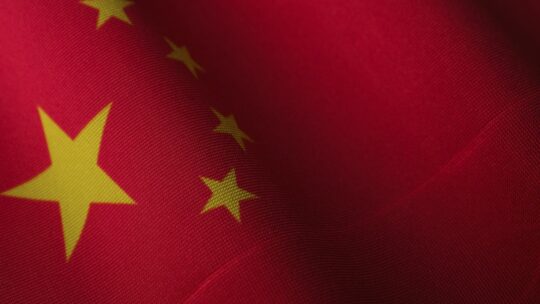 China reforça fiscalização digital e eleva tributos do e-commerce: impactos para o mercado global