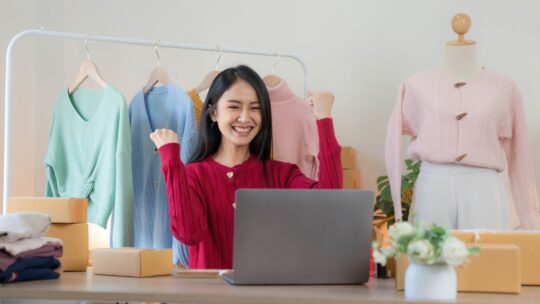E-commerce mira em moda, eletro e beleza no Natal 2025