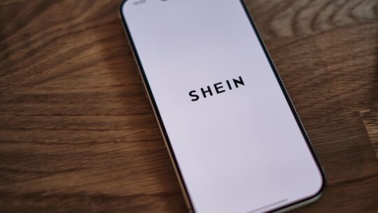 Por Que a Shein Comprou uma Marca de Luxo? Entenda os Motivos e Impactos