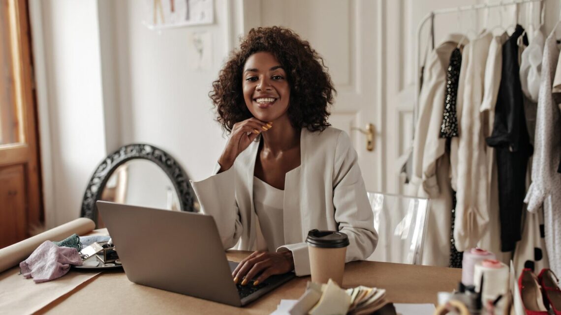 Da Carreira Tradicional ao E-commerce: Transformando Experiência Corporativa em Sucesso no Empreendedorismo Digital