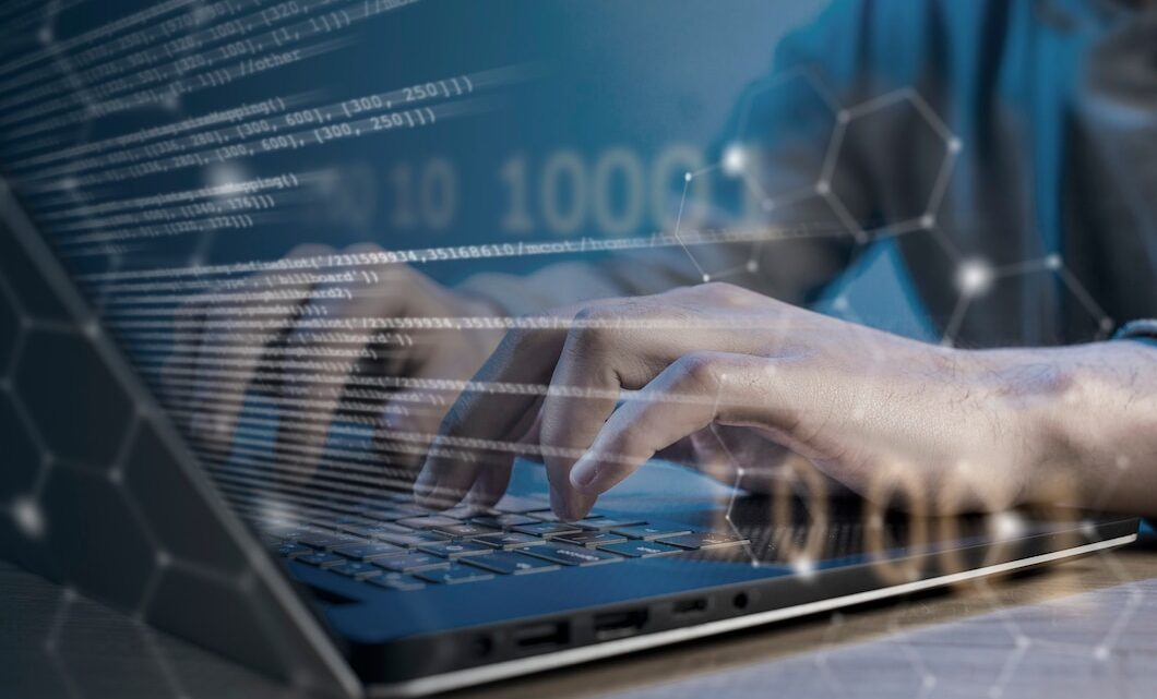 Como os Algoritmos Influenciam os Preços no E-commerce e Formas de se Proteger