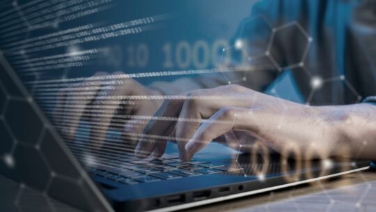 Como os Algoritmos Influenciam os Preços no E-commerce e Formas de se Proteger