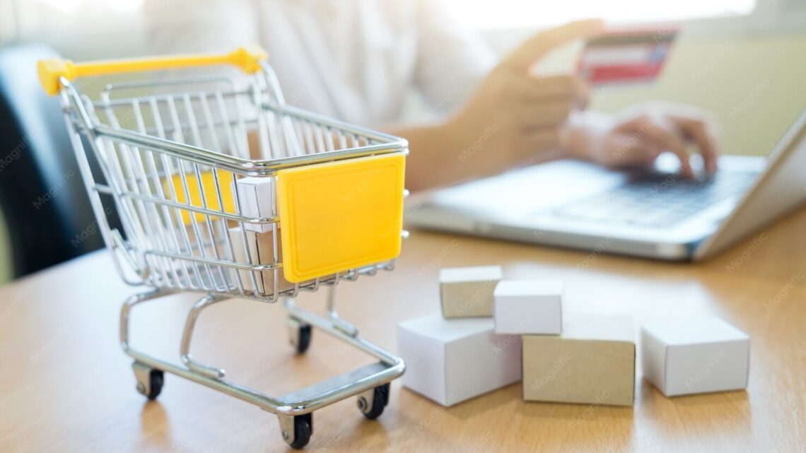 E-commerce já alcança 45,4% dos lares brasileiros e amplia disputa por novos consumidores